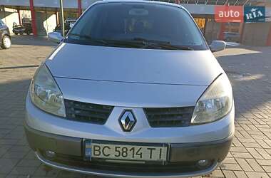 Мінівен Renault Scenic 2005 в Дубні