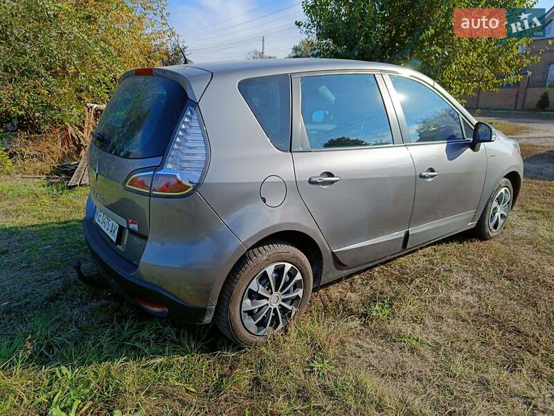 Минивэн Renault Scenic 2015 в Верхнеднепровске фото 6 Минивэн Renault Scenic 2015 в Верхнеднепровске