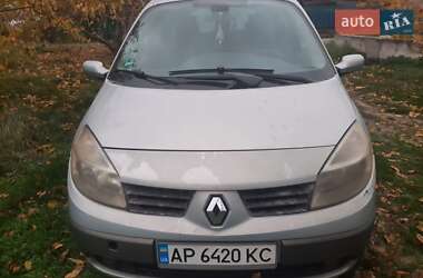 Минивэн Renault Scenic 2004 в 