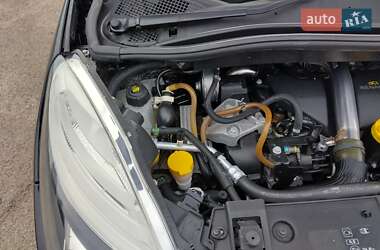 Минивэн Renault Scenic 2011 в 