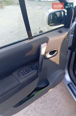 Мінівен Renault Scenic 2006 в Кам'янець-Подільському