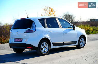 Минивэн Renault Scenic 2013 в Хотине