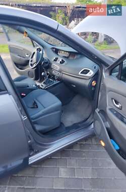 Мінівен Renault Scenic 2009 в  фото 3 Мінівен Renault Scenic 2009 в