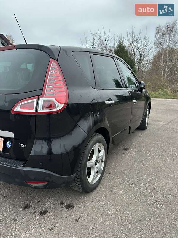 Минивэн Renault Scenic 2011 в Костополе