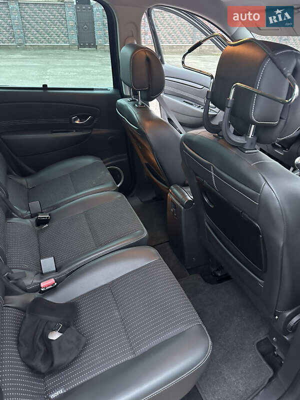 Минивэн Renault Scenic 2011 в Костополе