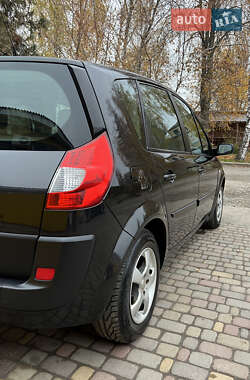 Минивэн Renault Scenic 2008 в Хороле