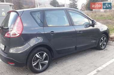 Мінівен Renault Scenic 2010 в Рахові