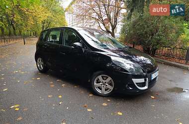 Минивэн Renault Scenic 2011 в Нежине