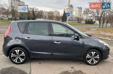 Мінівен Renault Scenic 2011 в Києві