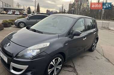 Минивэн Renault Scenic 2011 в Киеве