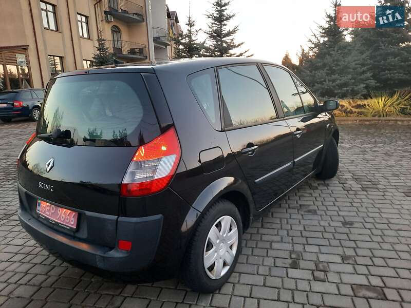 Мінівен Renault Scenic 2006 в Дубні