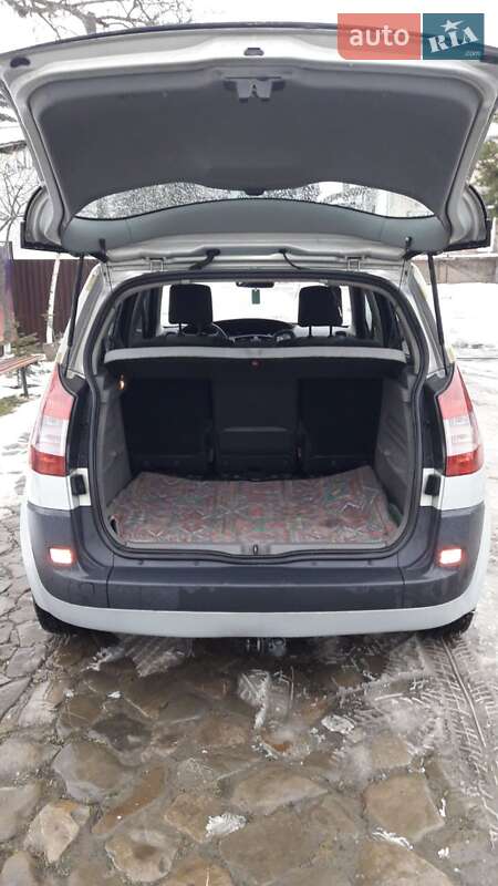Минивэн Renault Scenic 2004 в Черновцах
