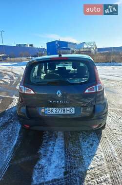 Минивэн Renault Scenic 2009 в Ровно