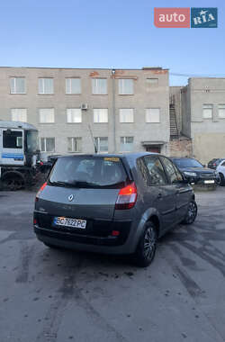 Мінівен Renault Scenic 2004 в Рівному