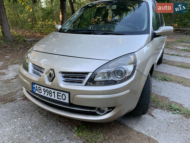 Минивэн Renault Scenic 2008 в 