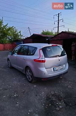 Мінівен Renault Scenic 2010 в Львові