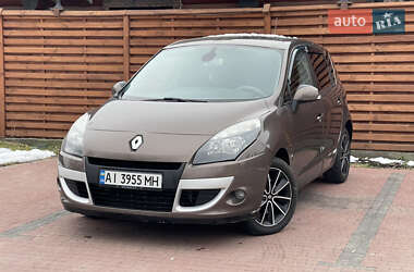 Мінівен Renault Scenic 2011 в Ірпені