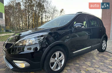 Мінівен Renault Scenic 2013 в Володимирі