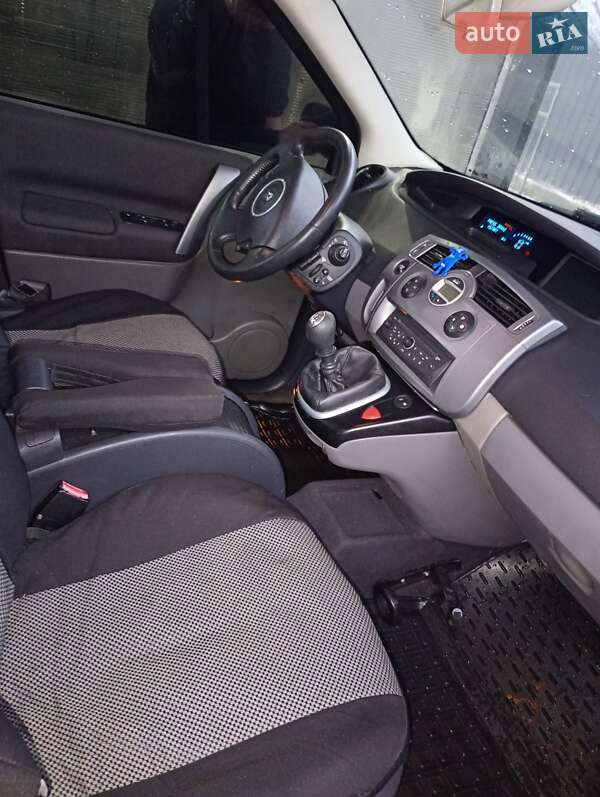 Минивэн Renault Scenic 2008 в Кропивницком фото 28 Минивэн Renault Scenic 2008 в Кропивницком