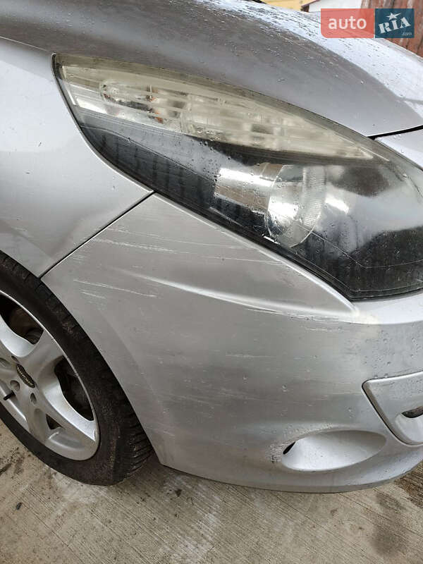 Мінівен Renault Scenic 2011 в Борисполі