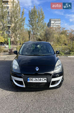 Минивэн Renault Scenic 2011 в Днепре