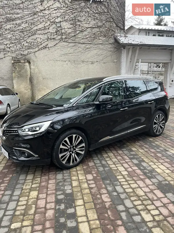 Минивэн Renault Scenic 2017 в 
