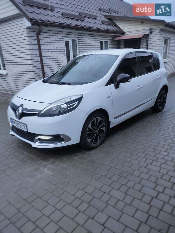 Мінівен Renault Scenic 2015 в Житомирі