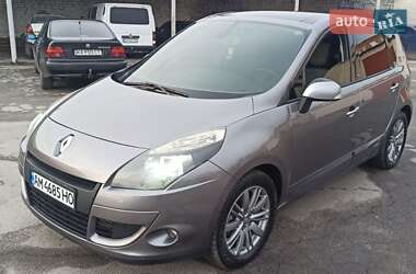 Мінівен Renault Scenic 2011 в Житомирі