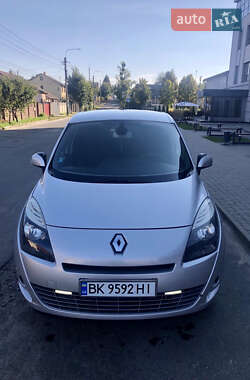 Минивэн Renault Scenic 2010 в Здолбунове