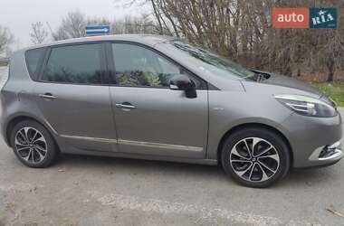 Минивэн Renault Scenic 2014 в 