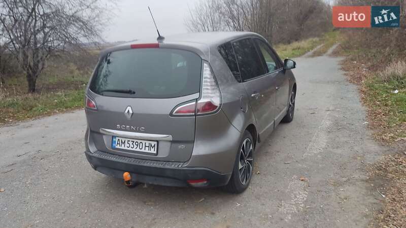 Минивэн Renault Scenic 2014 в Звягеле