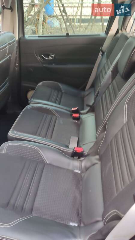 Минивэн Renault Scenic 2014 в Звягеле