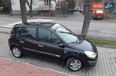 Минивэн Renault Scenic 2005 в Могилев-Подольске