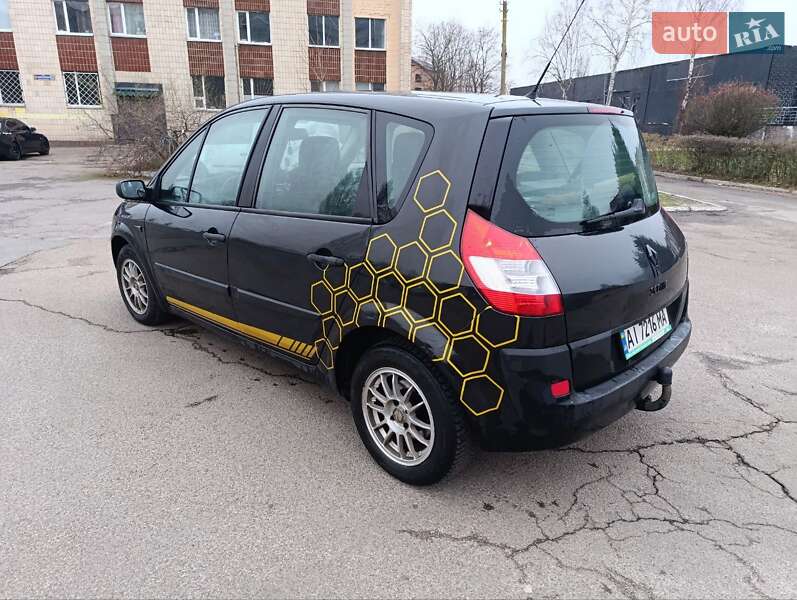 Минивэн Renault Scenic 2005 в Киеве