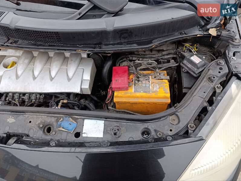Минивэн Renault Scenic 2005 в Киеве