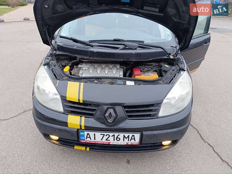 Минивэн Renault Scenic 2005 в Киеве