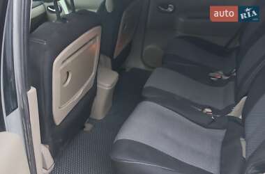 Минивэн Renault Scenic 2005 в 