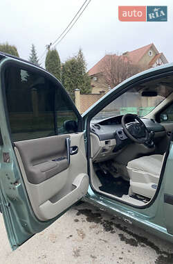 Мінівен Renault Scenic 2005 в Луцьку