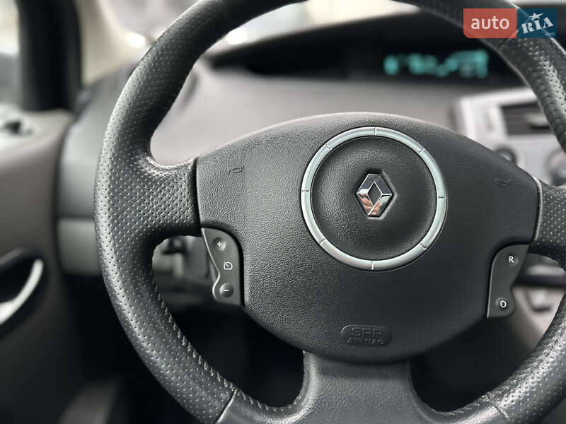 Минивэн Renault Scenic 2007 в Киеве