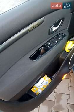 Минивэн Renault Scenic 2010 в 