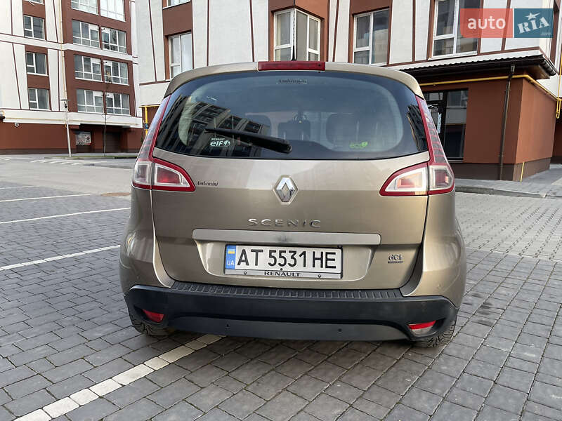 Мінівен Renault Scenic 2009 в Івано-Франківську