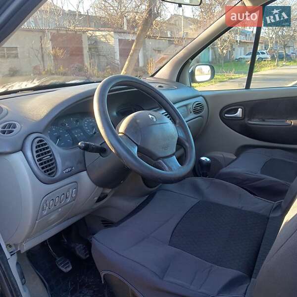 Минивэн Renault Scenic 2001 в Одессе