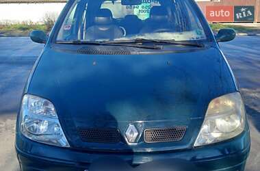 Мінівен Renault Scenic 2001 в 