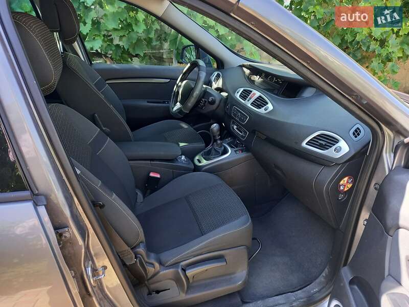 Минивэн Renault Scenic 2009 в Болграде
