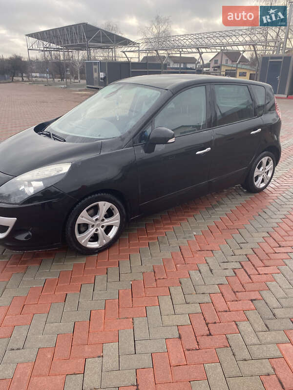 Минивэн Renault Scenic 2010 в Белой Церкви