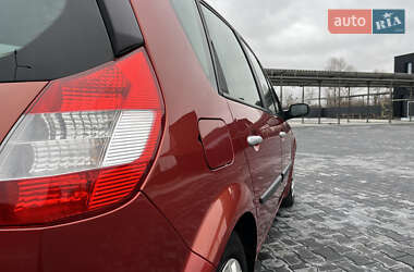 Минивэн Renault Scenic 2006 в Каменец-Подольском