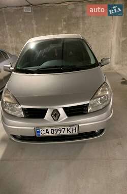 Минивэн Renault Scenic 2006 в Умани