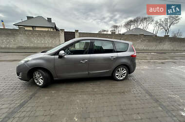 Мінівен Renault Scenic 2010 в Тернополі