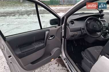 Мінівен Renault Scenic 2006 в Демидівці