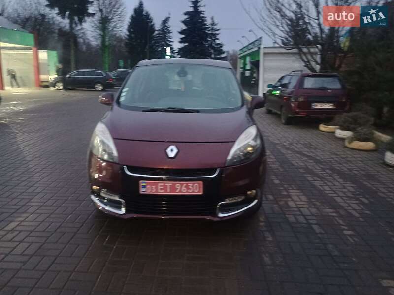 Renault Scenic 2012